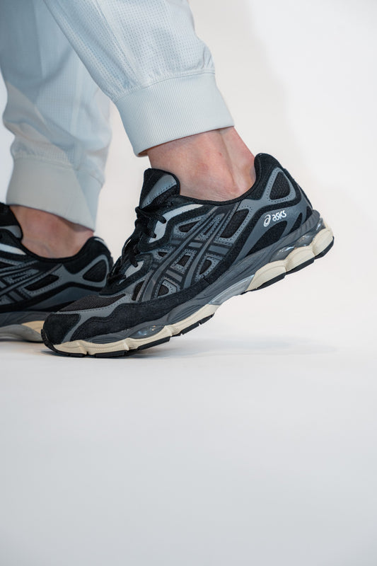 ASICS GEL-NYC "Black/Black"