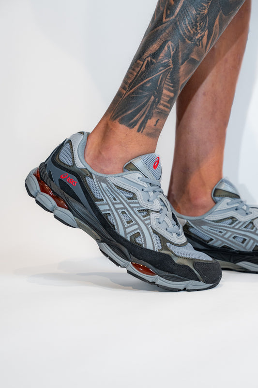 ASICS GEL-NYC "Gravel/Black"