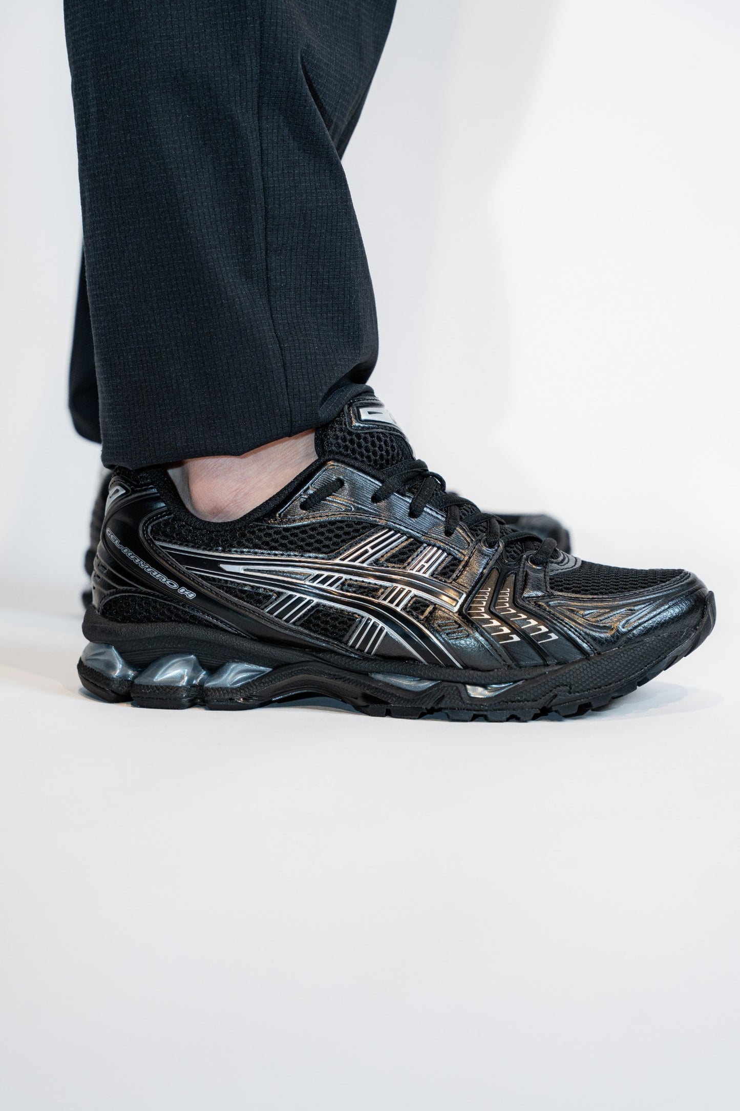 ASICS GEL-Kayano 14 "Black/Pure Silver"