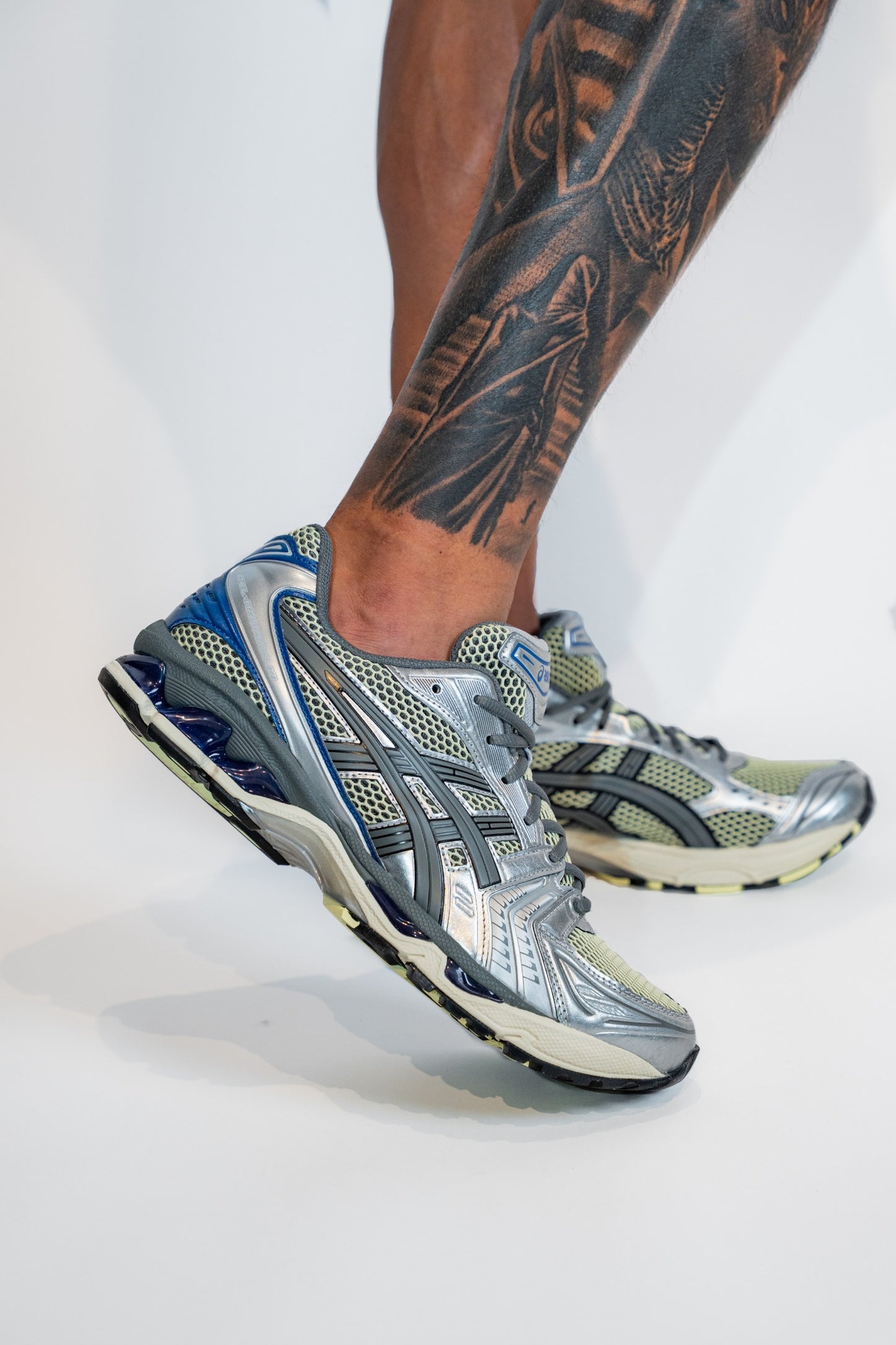 ASICS GEL-Kayano 14 "Soft/yellow"